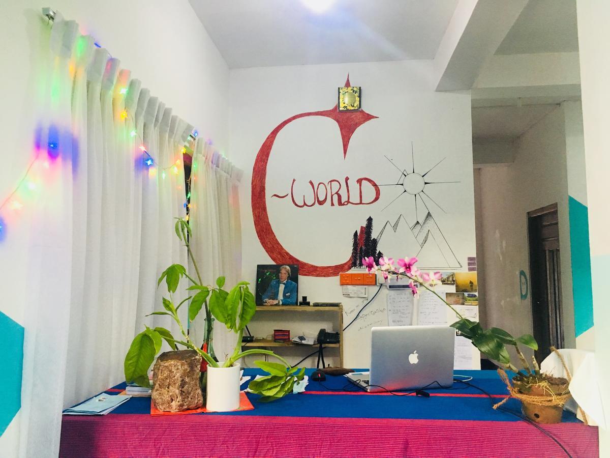 C- World Hotel 亭可马里 外观 照片